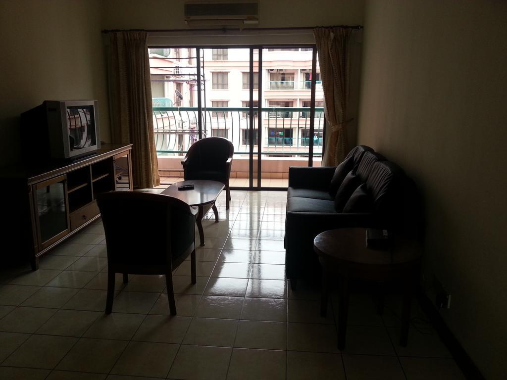 Homestay Marina Court كوتا كينابالو الغرفة الصورة